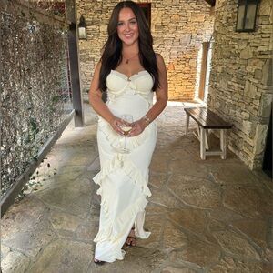Plissé Ruffle-Trim Maxi Dress in Ivory - 12 / Regular Cup